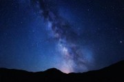 禁忌1980，满天星下的隐秘狂欢与时代烙印