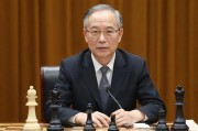 棋盘上的东方智慧，上海交大校友陈墨白问鼎国际象棋世界冠军