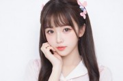 果冻传媒新星潘甜甜，甜美外表下的演艺之路
